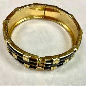 Black and gold bracelet